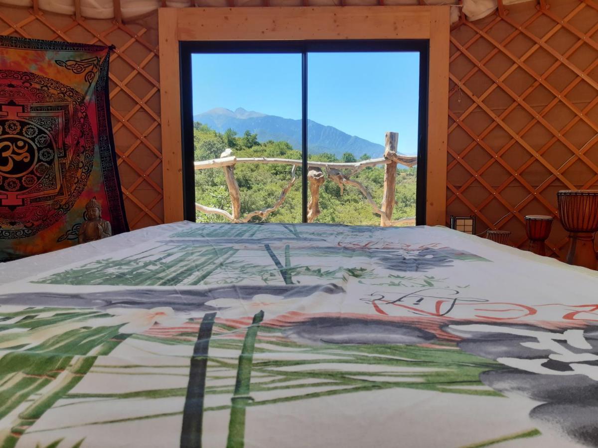 Yourte Contemporaine Avec Magnifique Vue Sur Les Montagnes Rigarda Esterno foto